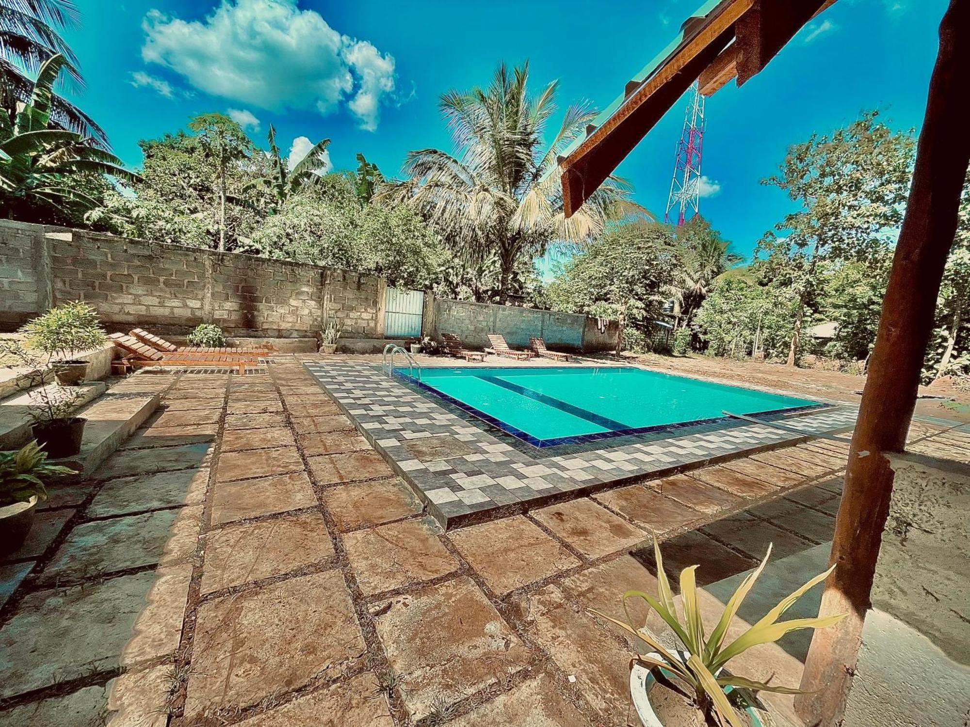 Maika Safari Lodge Udawalawe Eksteriør billede