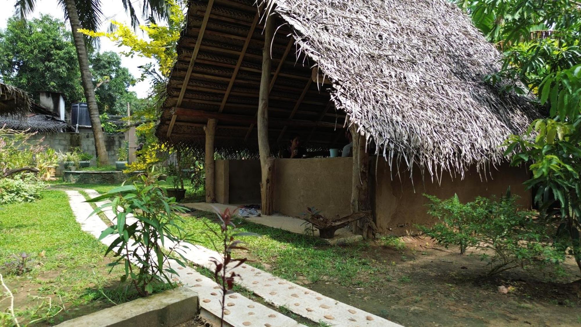 Maika Safari Lodge Udawalawe Eksteriør billede